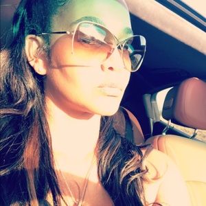 Meet your Posher, Gwen